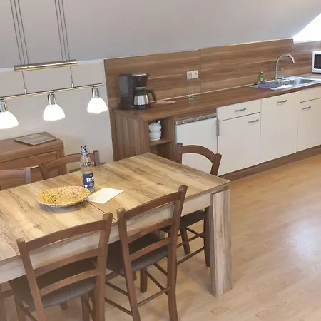 Apartment Geert-bakker-strasse Eddy